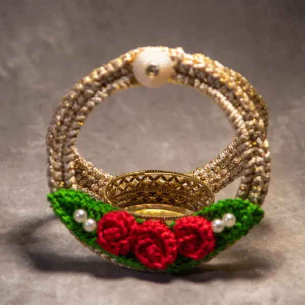 verdant-kiss Verdant Kiss - Image 1